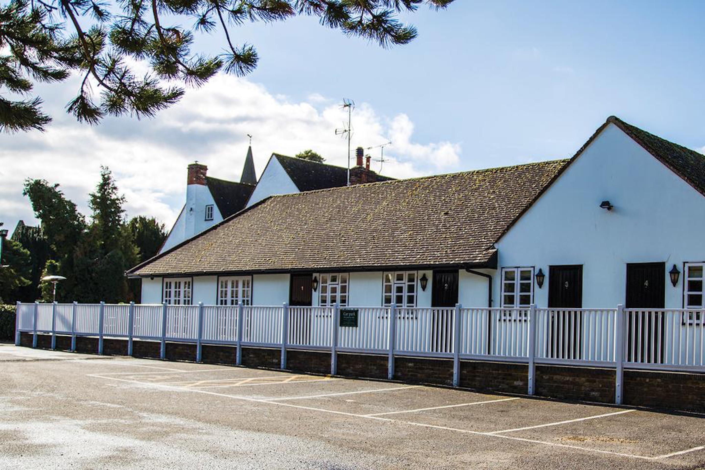Stay And Relax At The Yew Tree Manuden Экстерьер фото