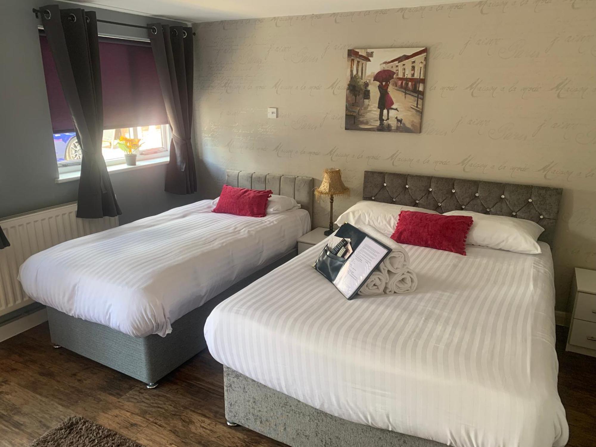 Stay And Relax At The Yew Tree Manuden Экстерьер фото