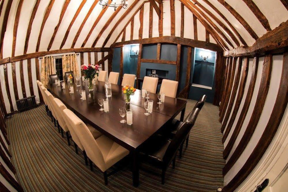 Stay And Relax At The Yew Tree Manuden Экстерьер фото